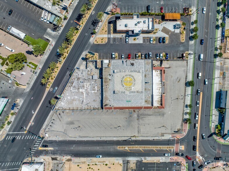 More Photos Of 1700 S Las Vegas Blvd, Las Vegas Land For Sale