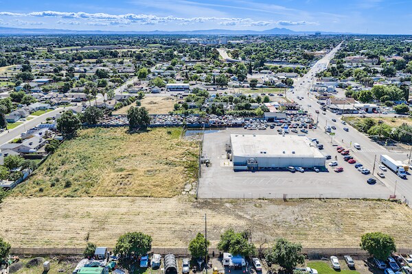 More Photos Of 4232 E Main St, Stockton Freestanding For Sale