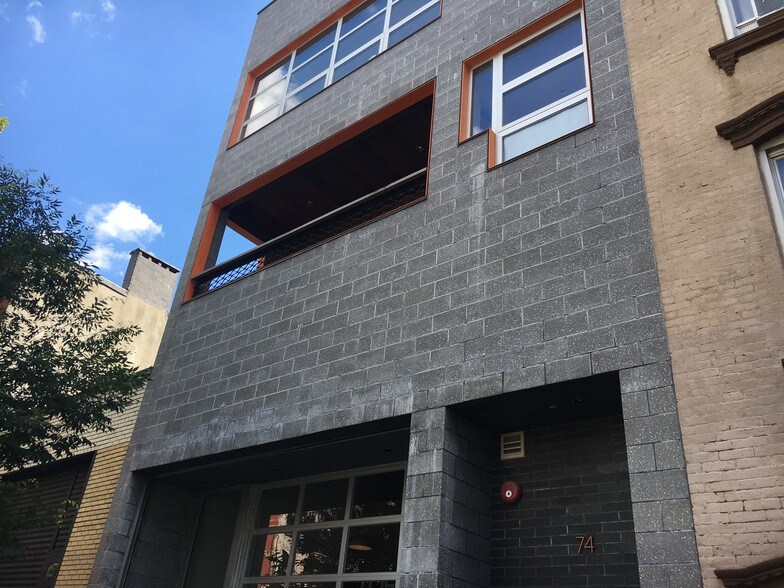 More Photos Of 74 N 8th St, Brooklyn Storefront Retail Office For Lease