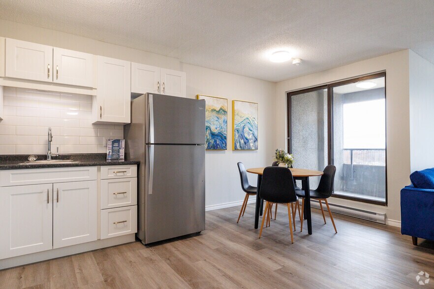 More Photos Of 160 George St, Sarnia Apartments For Lease
