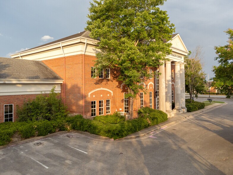 More Photos Of 201 E Dr Hicks Blvd, Florence Medical For Sale