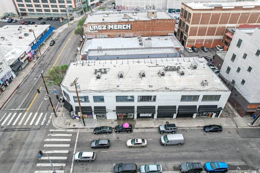 More Photos Of 1048-1050 S Los Angeles St, Los Angeles Storefront Retail Office For Sale
