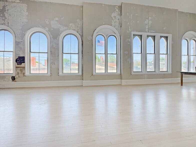 More Photos Of 70-80 State St, Newburyport Storefront Retail Office For Lease