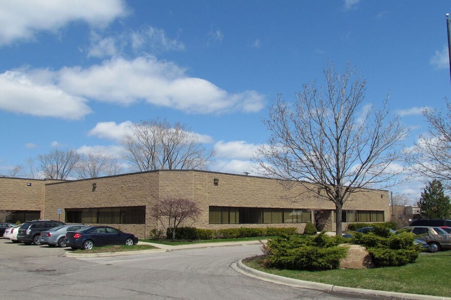 Primary Photo Of 33939-33955 Harper Ave, Clinton Township Light Manufacturing For Lease