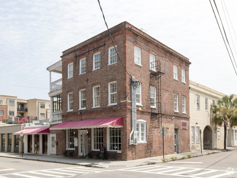 More Photos Of 158 Church St, Charleston Restaurant For Lease