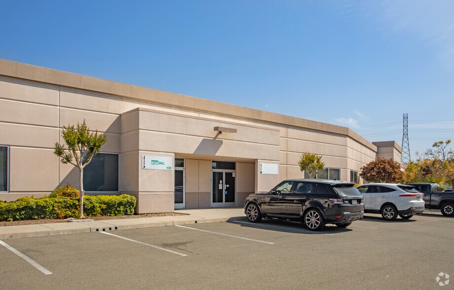 More Photos Of 2528 Qume Dr, San Jose Research And Development For Lease