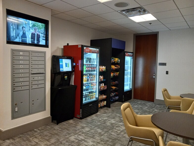 More Photos Of 1960 Satellite Blvd, Duluth Office For Lease