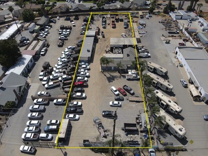 Primary Photo Of 695 W La Cadena, Riverside Contractor Storage Yard For Sale