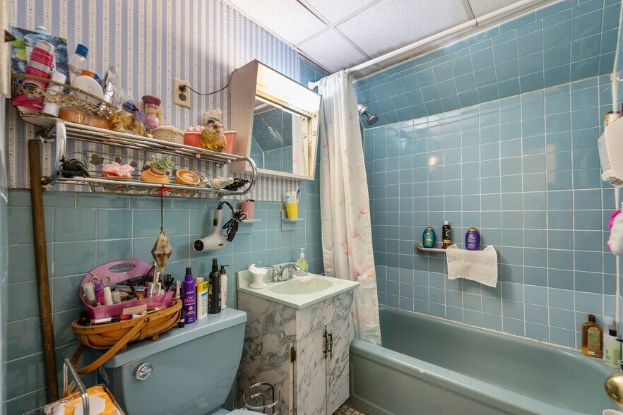More Photos Of 14 48th St, Weehawken Apartments For Sale