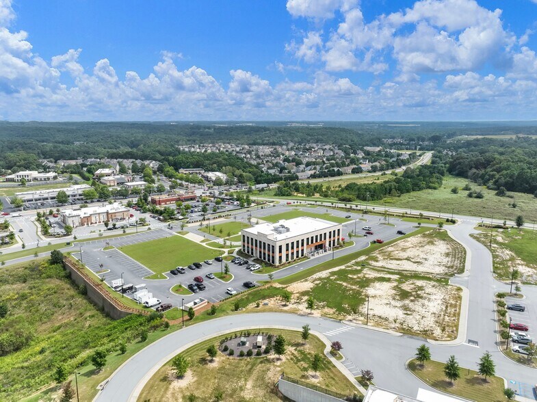 More Photos Of 100 Highpoint Park Way, Braselton Office For Lease