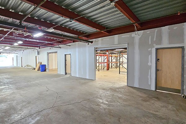 More Photos Of 2 Gregory Dr, South Burlington Freestanding For Sale