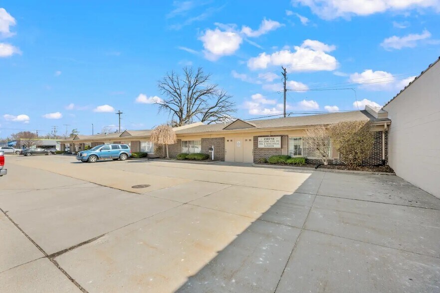 More Photos Of 28018-28050 Harper Ave, Saint Clair Shores Medical For Sale