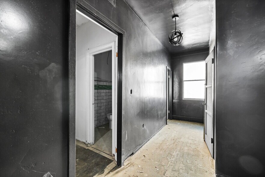 More Photos Of 923 K St, Sacramento Storefront For Lease