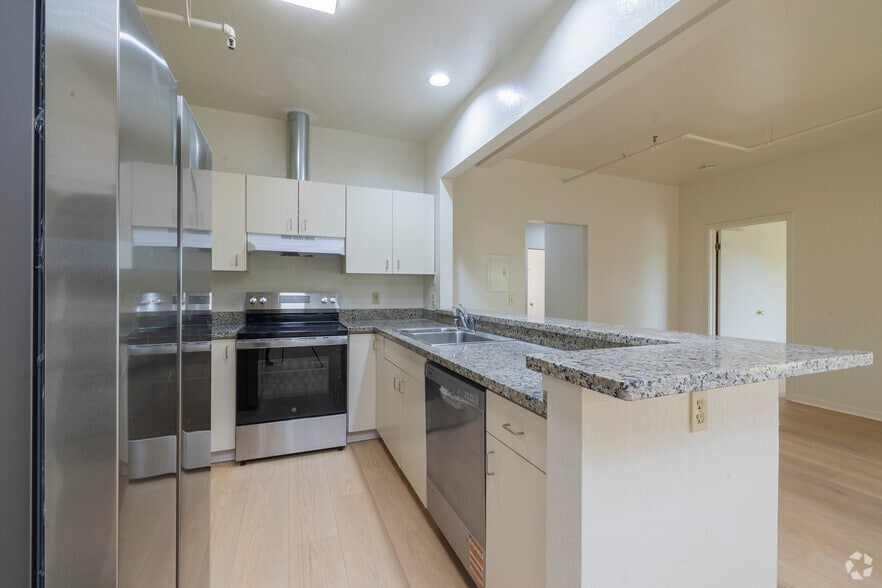More Photos Of 2974-2980 College Ave, Berkeley Apartments For Lease