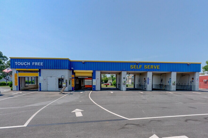 More Photos Of 2360 Corbin Ave, New Britain Carwash For Sale