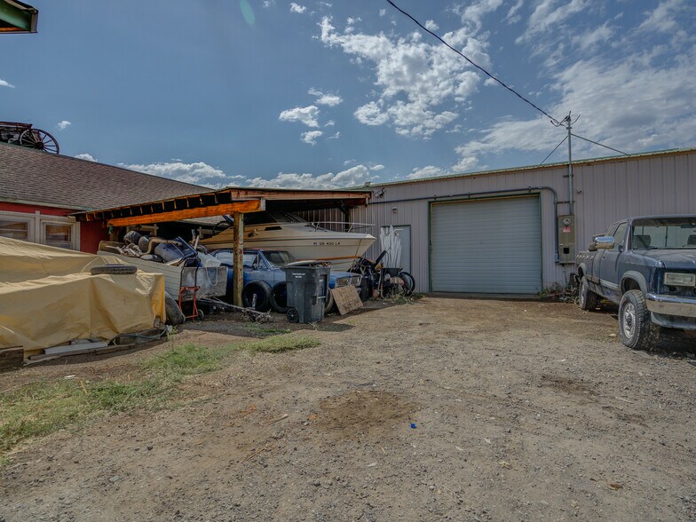 More Photos Of 180 E Webb St, Montague Warehouse For Sale