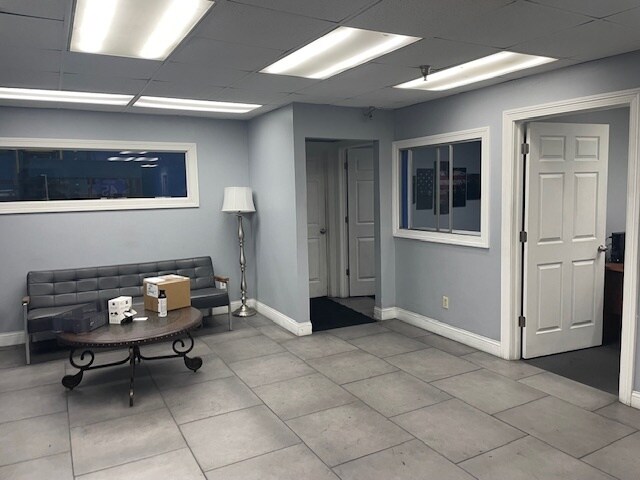 More Photos Of 1522 Manchester Rd, West Carrollton Warehouse For Sale