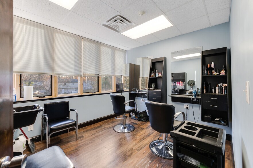 More Photos Of 200 E Eckerson Rd, New City Medical For Lease