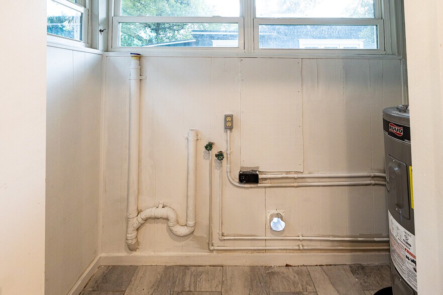 More Photos Of 1525 Larue Ave, Jacksonville Apartments For Sale