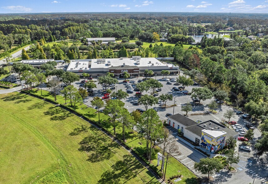 Primary Photo Of 19211-19247 N Dale Mabry Hwy, Lutz Unknown For Lease