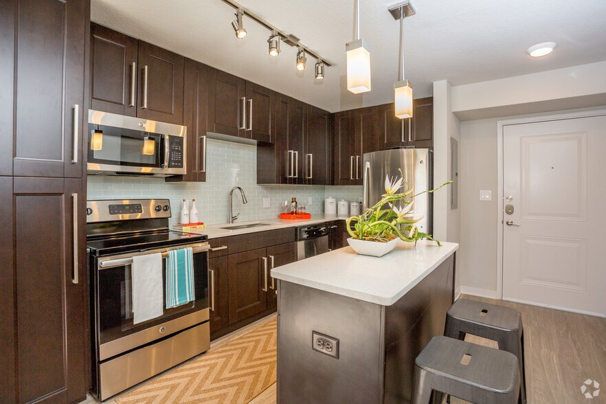 More Photos Of 190 SE 5th Ave, Delray Beach Apartments For Lease