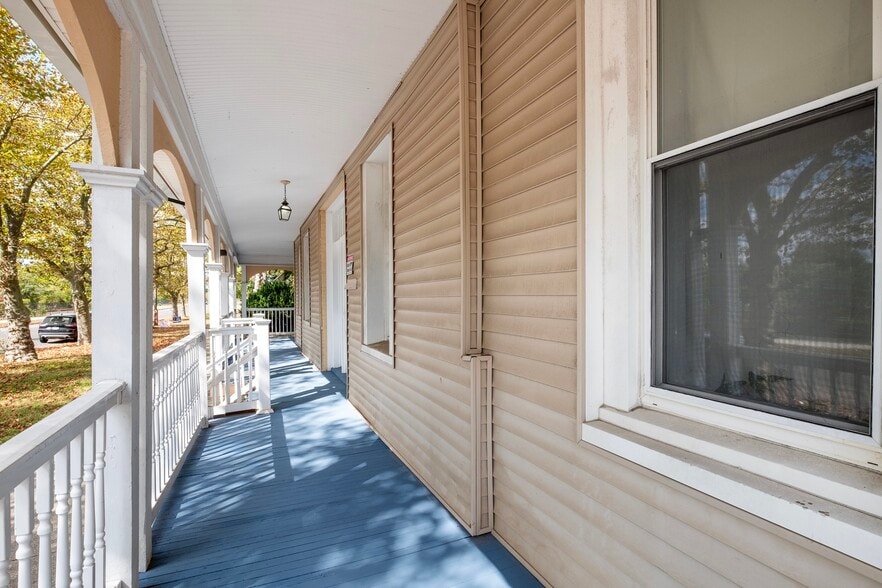 More Photos Of 423 Atlantic Ave, Egg Harbor City Multifamily For Sale
