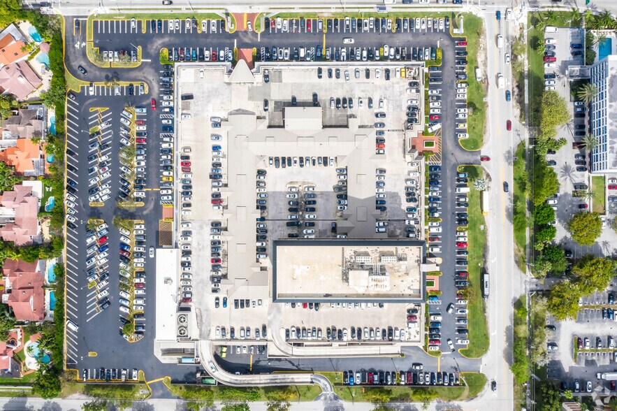 More Photos Of 7700 N Kendall Dr, Miami Unknown For Lease