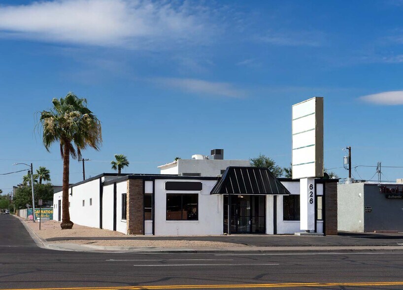 Primary Photo Of 626 W Indian School Rd, Phoenix Storefront Retail Office For Sale