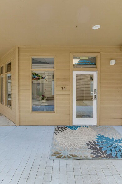More Photos Of 913 Gulf Breeze Pky, Gulf Breeze Storefront Retail Office For Sale