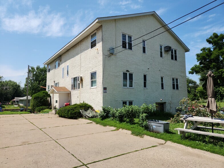 More Photos Of 30 Baker St W, Saint Paul Multifamily For Sale