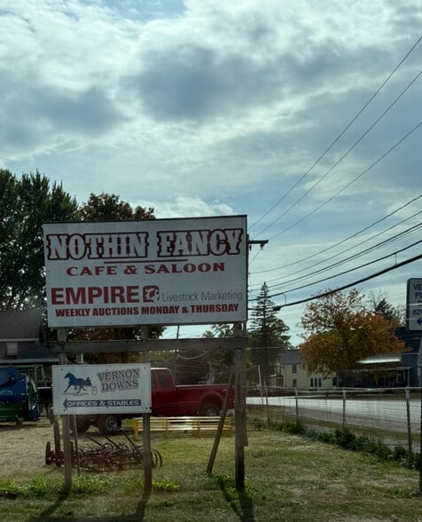 More Photos Of 10 Ruth St, Vernon General Retail For Sale