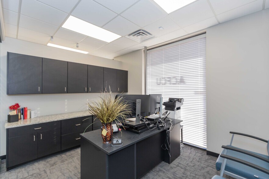 More Photos Of 1619 Pecos St, Amarillo Office For Lease