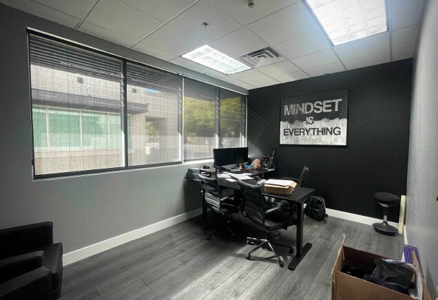 More Photos Of 15282 W Brookside Ln, Surprise Office For Sale