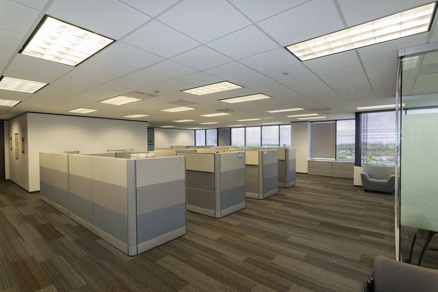 More Photos Of 2925 Briarpark Dr, Houston Office For Lease
