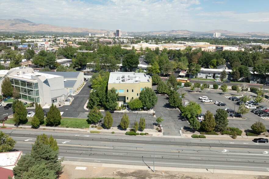 More Photos Of 6225 Neil Rd, Reno Office For Lease