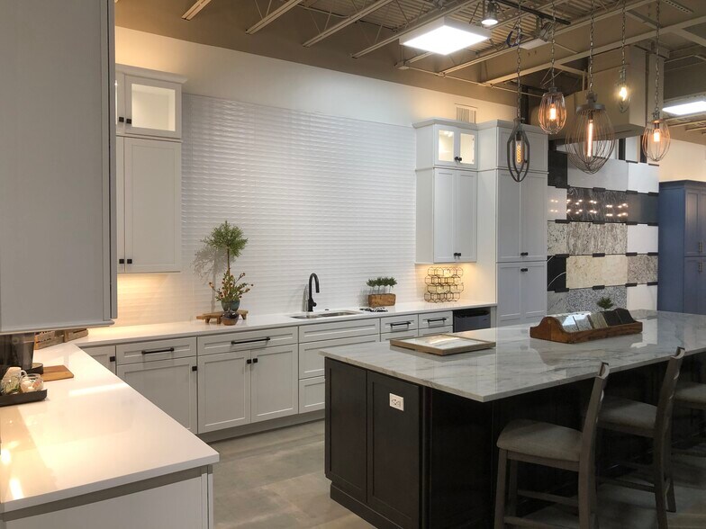 More Photos Of 3841 Ranch Road 620 S, Austin Light Distribution For Lease