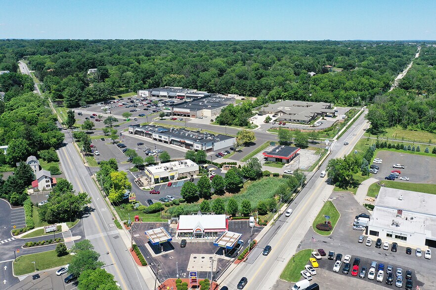 More Photos Of 1650 Dreshertown Rd, Dresher Unknown For Lease