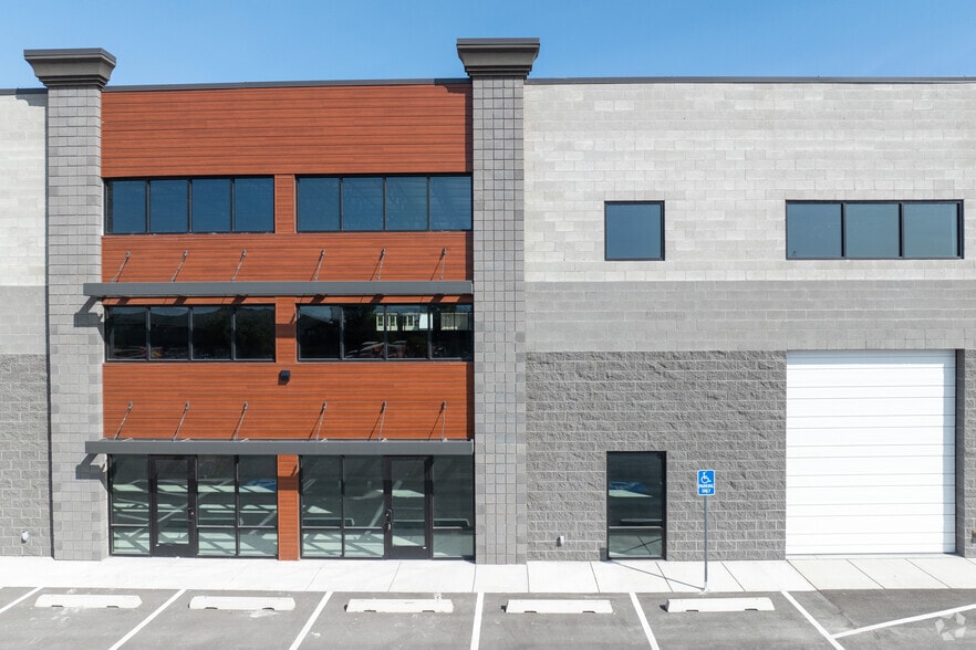 More Photos Of 1353 W 130 S, Orem Manufacturing For Lease