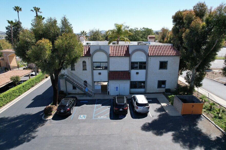 More Photos Of 370 W Grand Blvd, Corona Office For Sale
