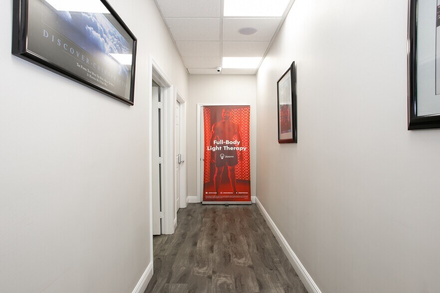 More Photos Of 5451 N University Dr, Coral Springs Office For Sale