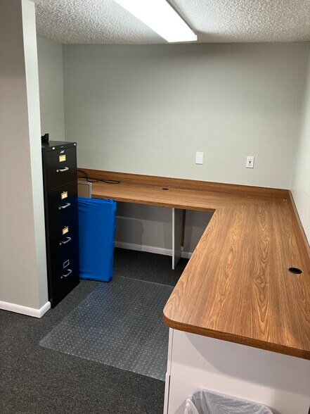 More Photos Of 400 9th Ave S, Safety Harbor Unknown For Lease