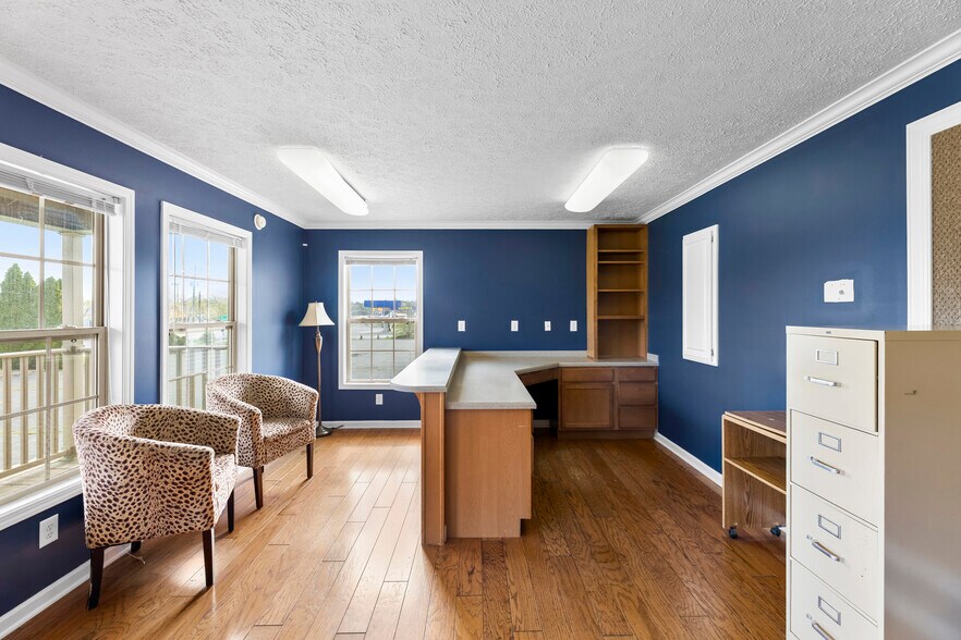 More Photos Of 417 W Church St, Richfield General Retail For Sale
