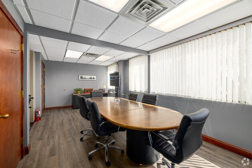 More Photos Of 340 North Ave E, Cranford Office For Lease