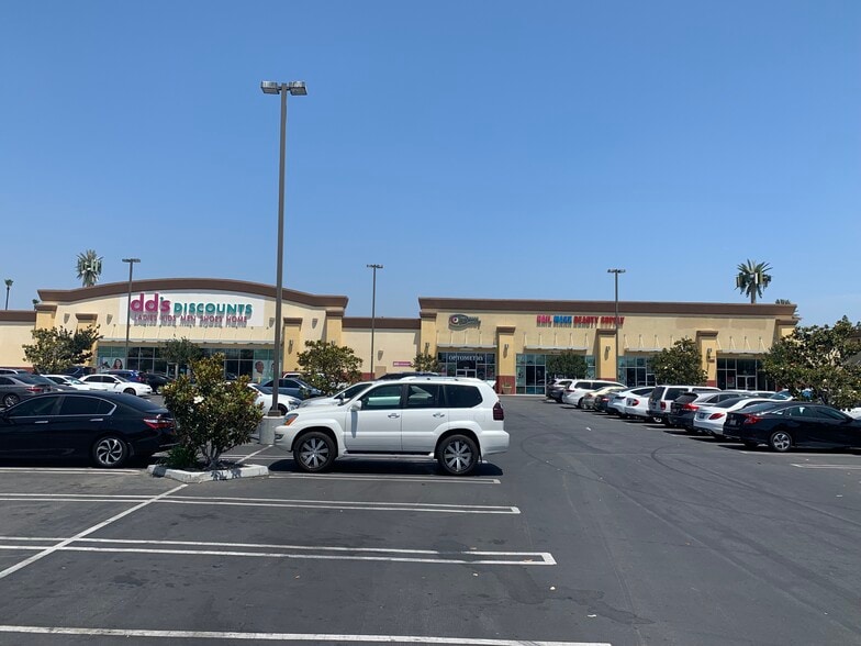 More Photos Of 1212-1256 S Magnolia Ave, Anaheim Unknown For Lease