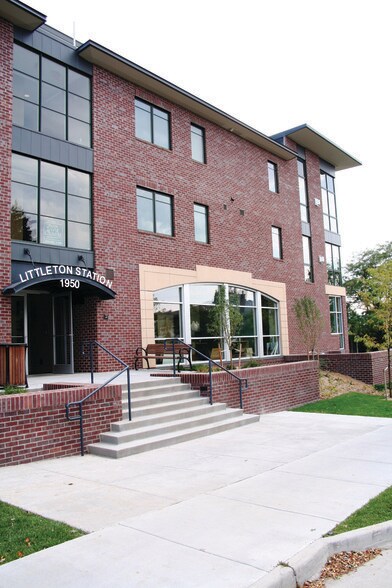 More Photos Of 1950 W Littleton Blvd, Littleton Loft Creative Space For Sale