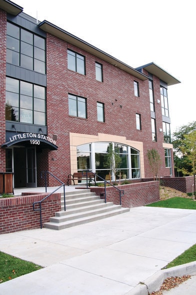 More Photos Of 1950 W Littleton Blvd, Littleton Loft Creative Space For Sale