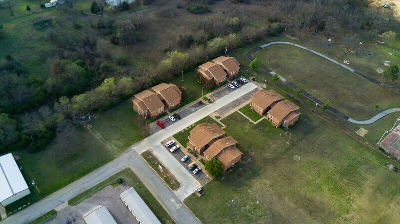 More Photos Of 1001 Westside Pky, Atoka Apartments For Sale