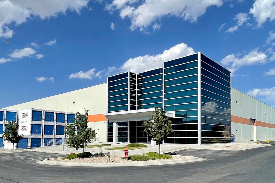 More Photos Of 2450-2464 S 6755 W, West Valley City Warehouse For Lease