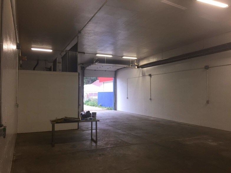 More Photos Of 12211-12219 66 St NW, Edmonton Light Manufacturing For Sale