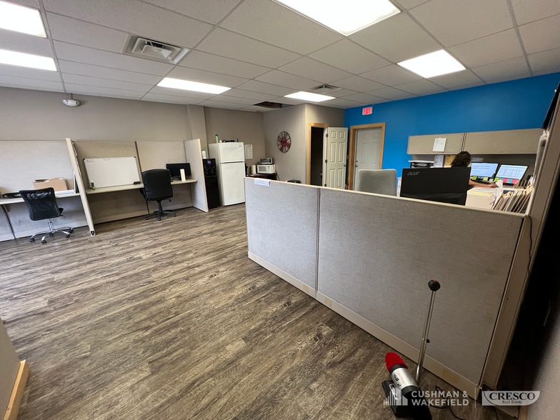 More Photos Of 7059 Avon Belden Rd, North Ridgeville General Retail For Sale